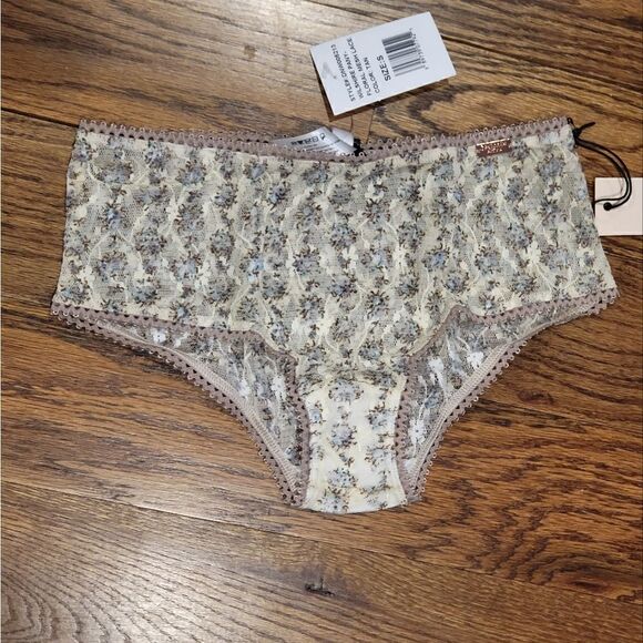 Daydream Nation Floral Wilshire Panty Tan Blue NWT Small - Picture 1 of 3